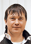 Евгений Ларионов